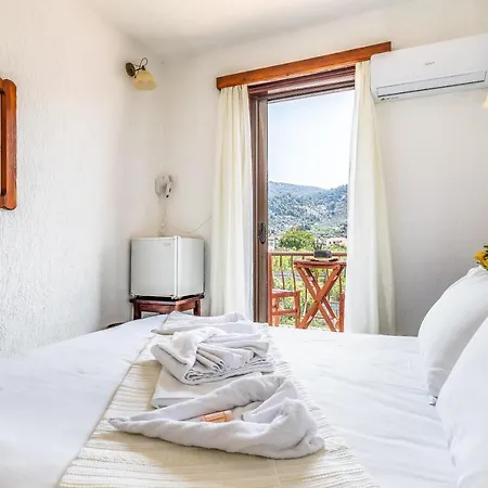 Amalia Ii Hotel *